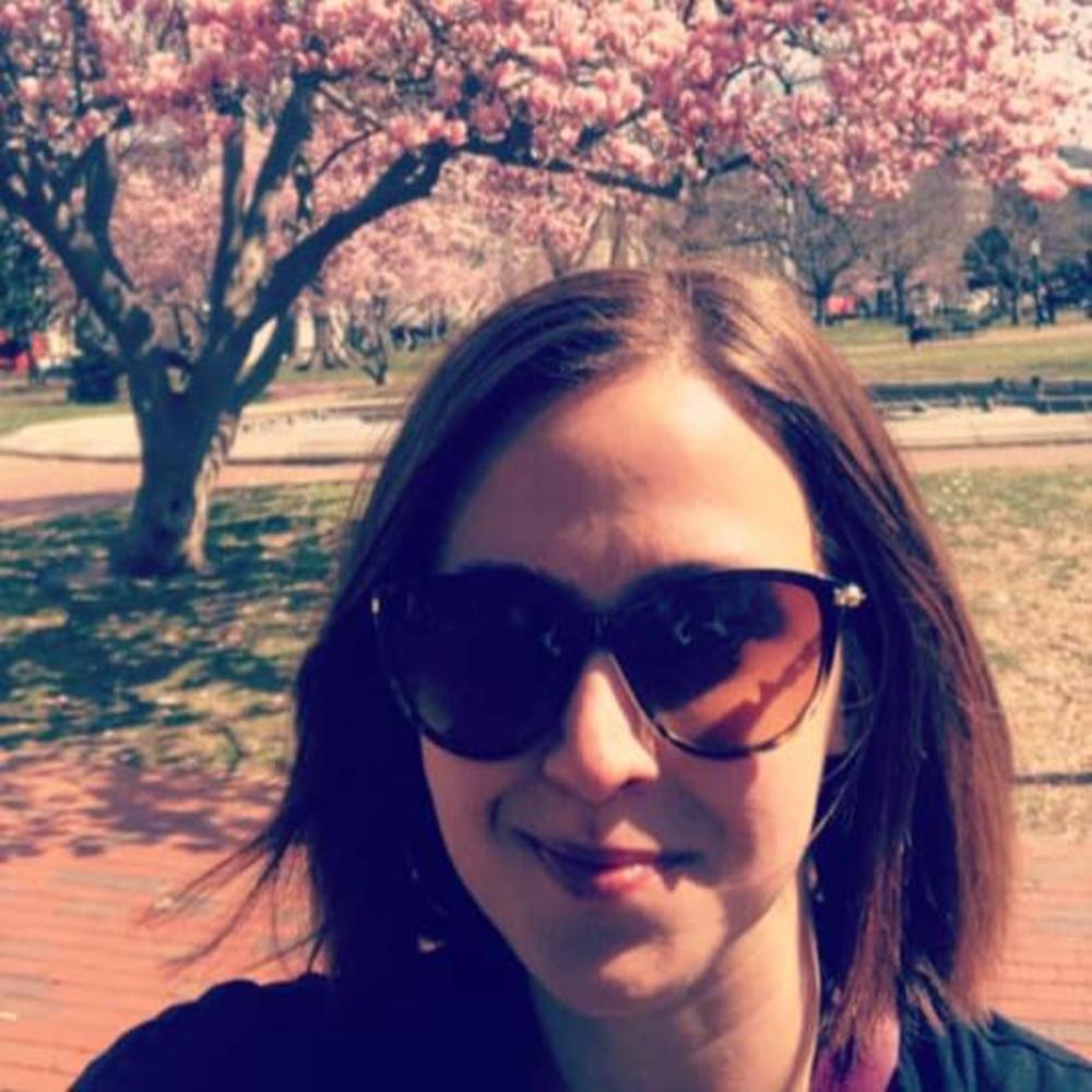 Meet your Posher, Sara